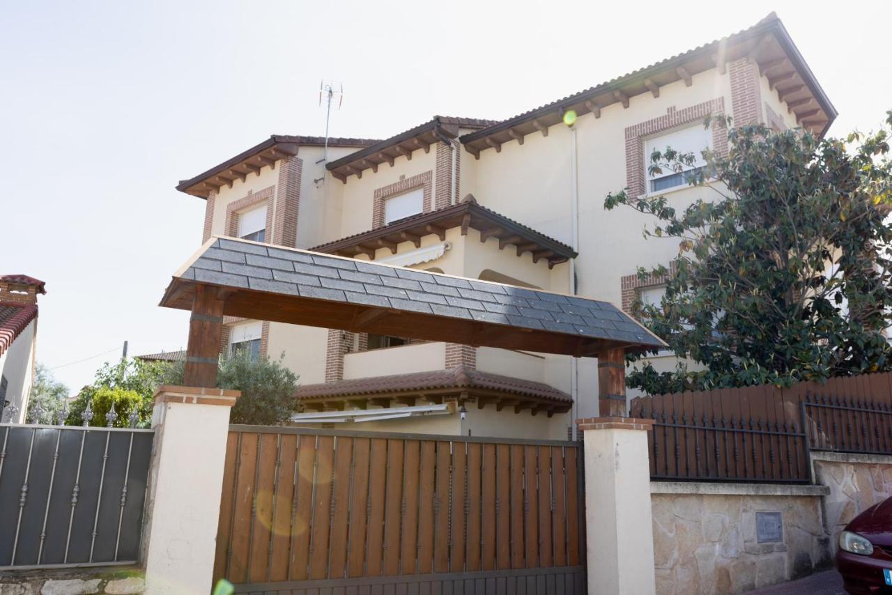 Casa Rural La Chistera Ávila Kültér fotó